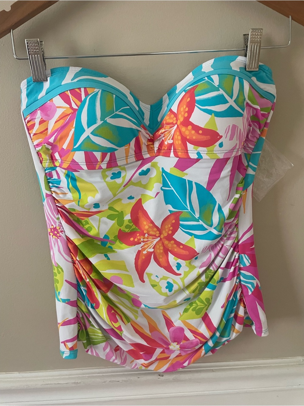 NWT Bleu Rod Beattie  hibiscus tankini swim top size 8